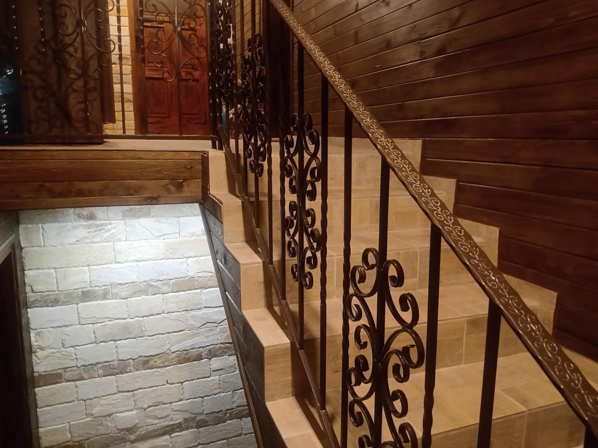 Кръчмъ При Байката Alpin Hotel Ribarița Exterior foto
